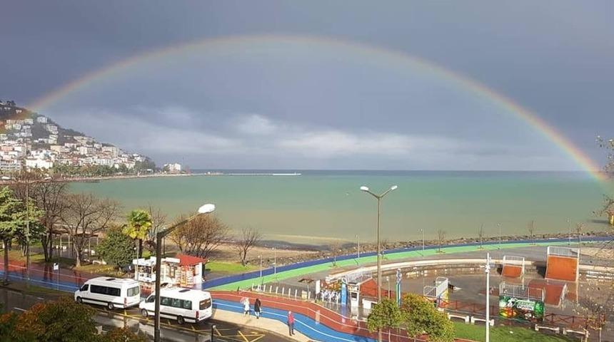 Ordu&rsquo;da g&ouml;kkuşağı g&uuml;zelliği