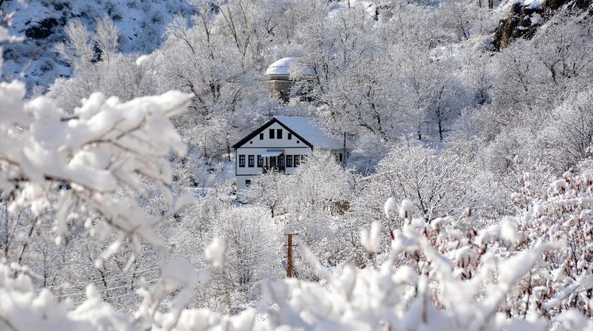 Karadeniz beyaza büründü!