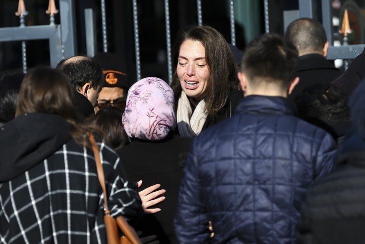 Ankara'da tren kazası sonrası acı bekleyiş G3