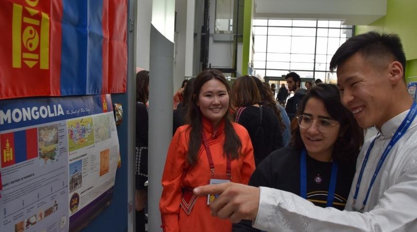Yabancı Diller Y&uuml;ksekokulundan "Cultural Exchange Day" etkinliği