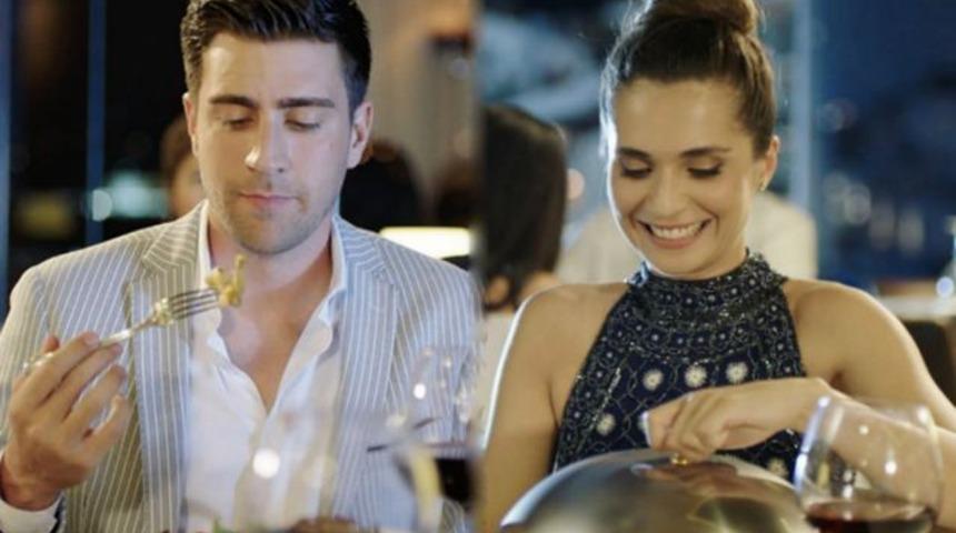 Aşk için kurbağa bacağı yediler!