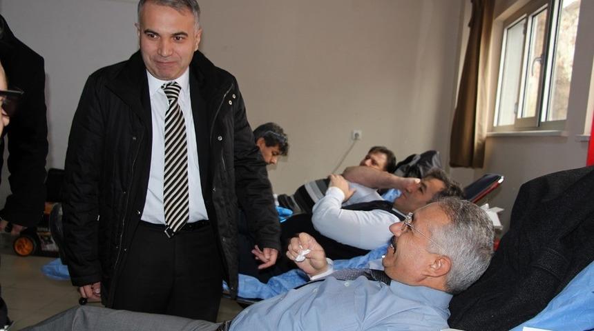 Kula&rsquo;da kan bağış merkezi oluşturuldu