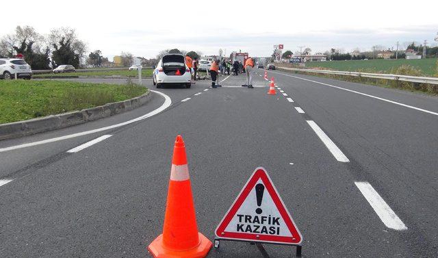 Kavşağı kaçırıp, geri manevra yapınca kazaya neden oldu: 3 yaralı