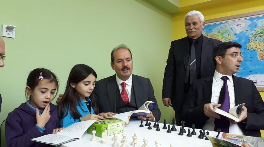 &Ccedil;ınarcık&rsquo;a "z-k&uuml;t&uuml;phane"