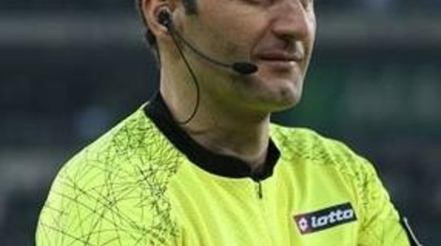 Suat Arslanboğa bu sezon ilk defa Kayserispor ma&ccedil;ında d&uuml;d&uuml;k &ccedil;alacak