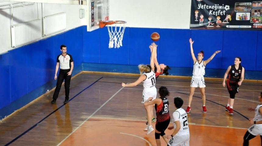 Nazilli Belediyespor Kadın Basketbol Takımı galibiyet serisini 4 ma&ccedil;a &ccedil;ıkarttı