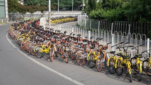 Çin'de yüzlerce kentteki bisiklet paylaşım hizmetlerinde toplam 10 milyon bisiklet bulunuyor