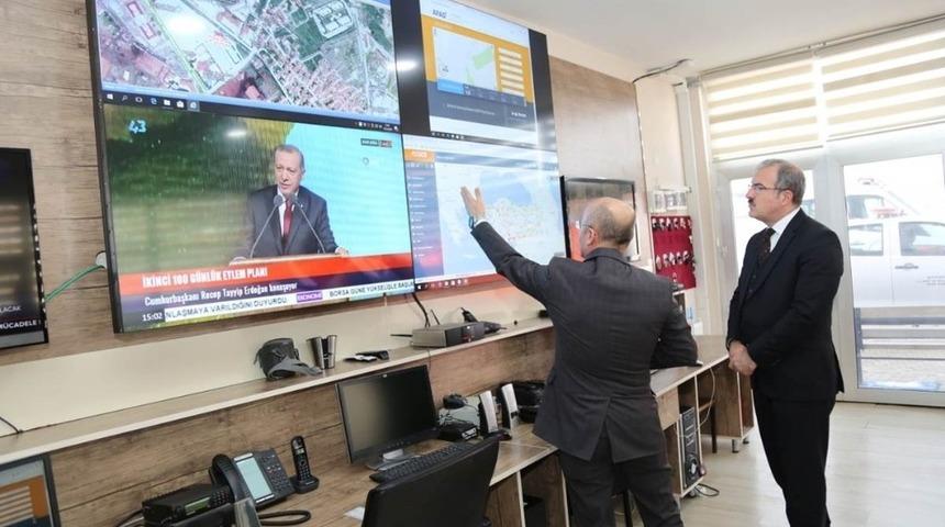 Vali Toraman’dan AFAD ve Vakıflar Bölge Müdürlüğü’ne ziyaret