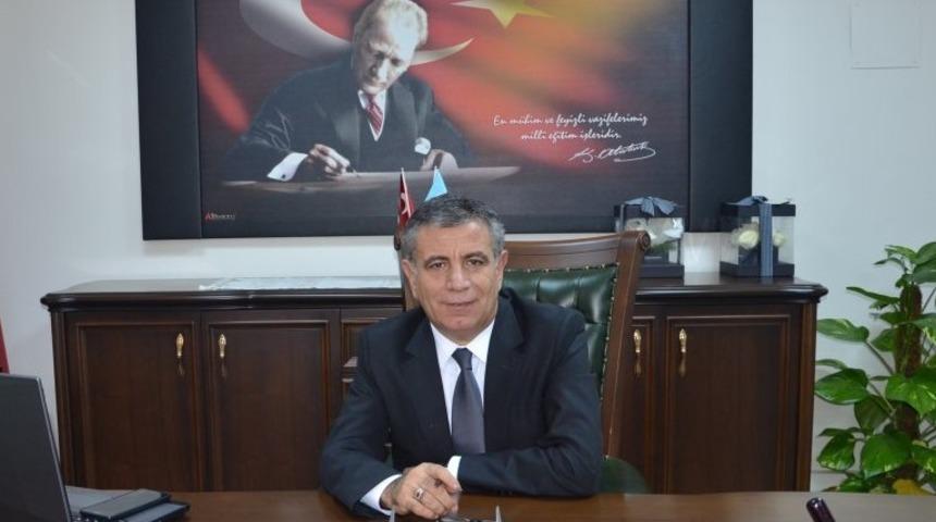 Rize Milli Eğitim Müdürü Yaşar Koçak görevine başladı