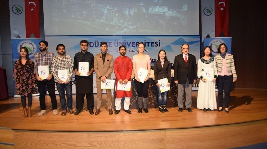 Yabancı uyruklu &ouml;ğrenciler &uuml;lkelerini ve &uuml;niversitelerini anlattı