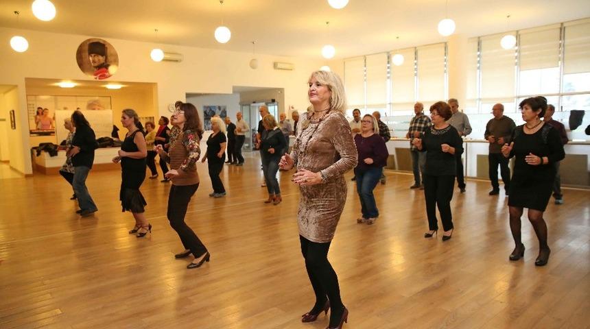 Karşıyaka&rsquo;da &lsquo;ikinci bahar&rsquo; tangosu