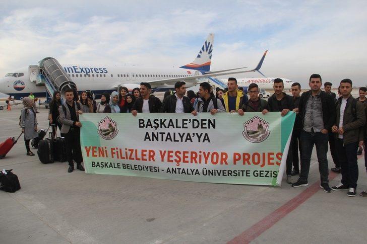 Başkale Belediyesinden Antalya gezisi G4