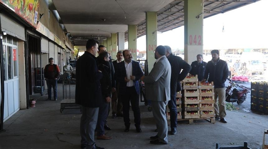 Çiftçi vatandaşlarla bir araya geldi