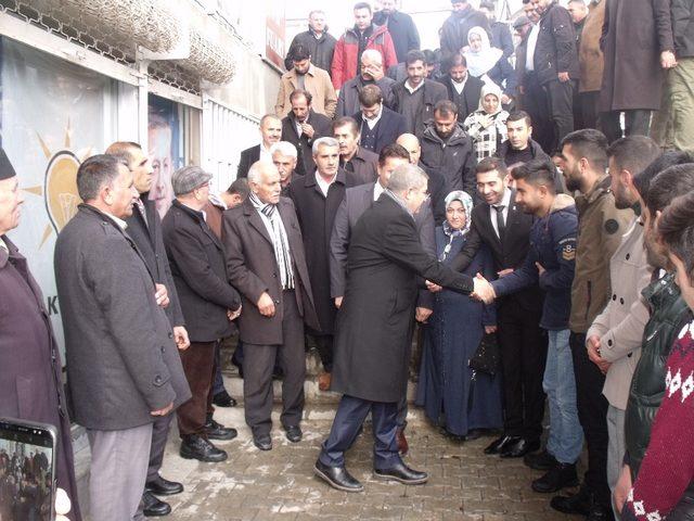 AK Parti’li Takva’dan Özalp ve Saray ilçelerine ziyaret