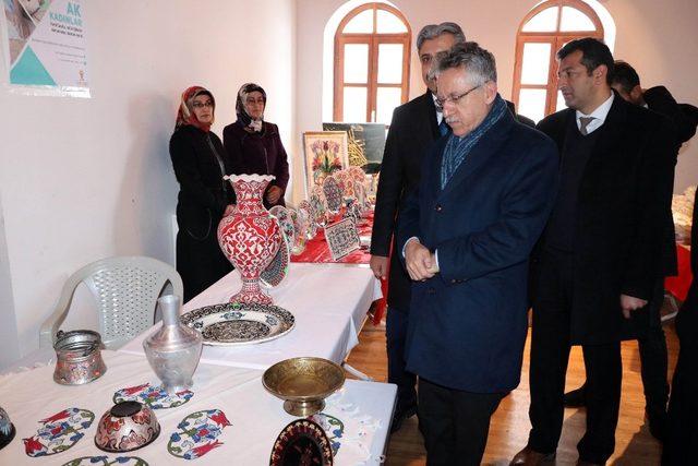 El emeği göz nuru ürünler sergilenmeye başlandı