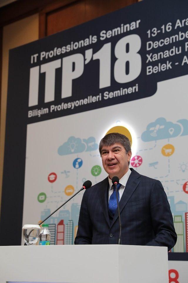 Başkan Türel, ITB’18 Bilişim Profesyonelleri Semineri’ne katıldı