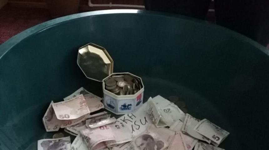 Yemen i&ccedil;in duygulandıran yardım