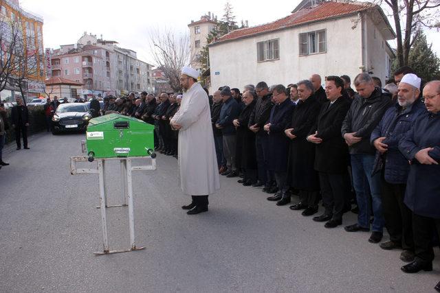 Eski Bakan &Ouml;mer Din&ccedil;er in acı g&uuml;n&uuml; 2