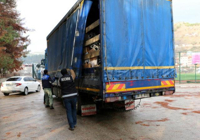 Tokat'ta 13 bin 750 paket kaçak sigara ele geçirildi