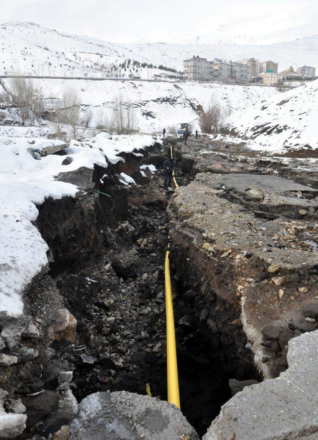 Bitlis'te sel hasara neden oldu