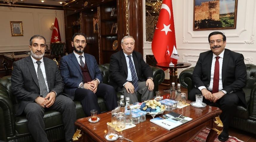 Diyanet Vakfı&rsquo;ndan Başkan Atilla&rsquo;ya ziyaret