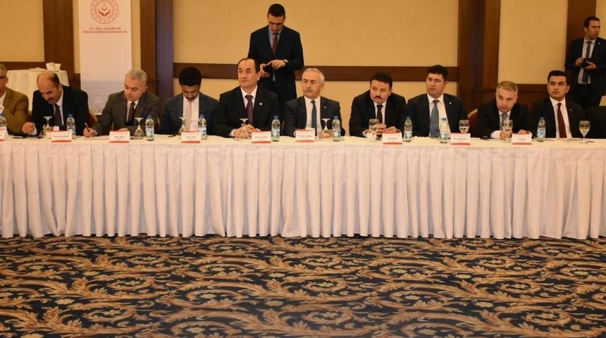 Manisa&rsquo;da "Evlilik &Ouml;ncesi Eğitimi Yaygınlaştırma" projesi