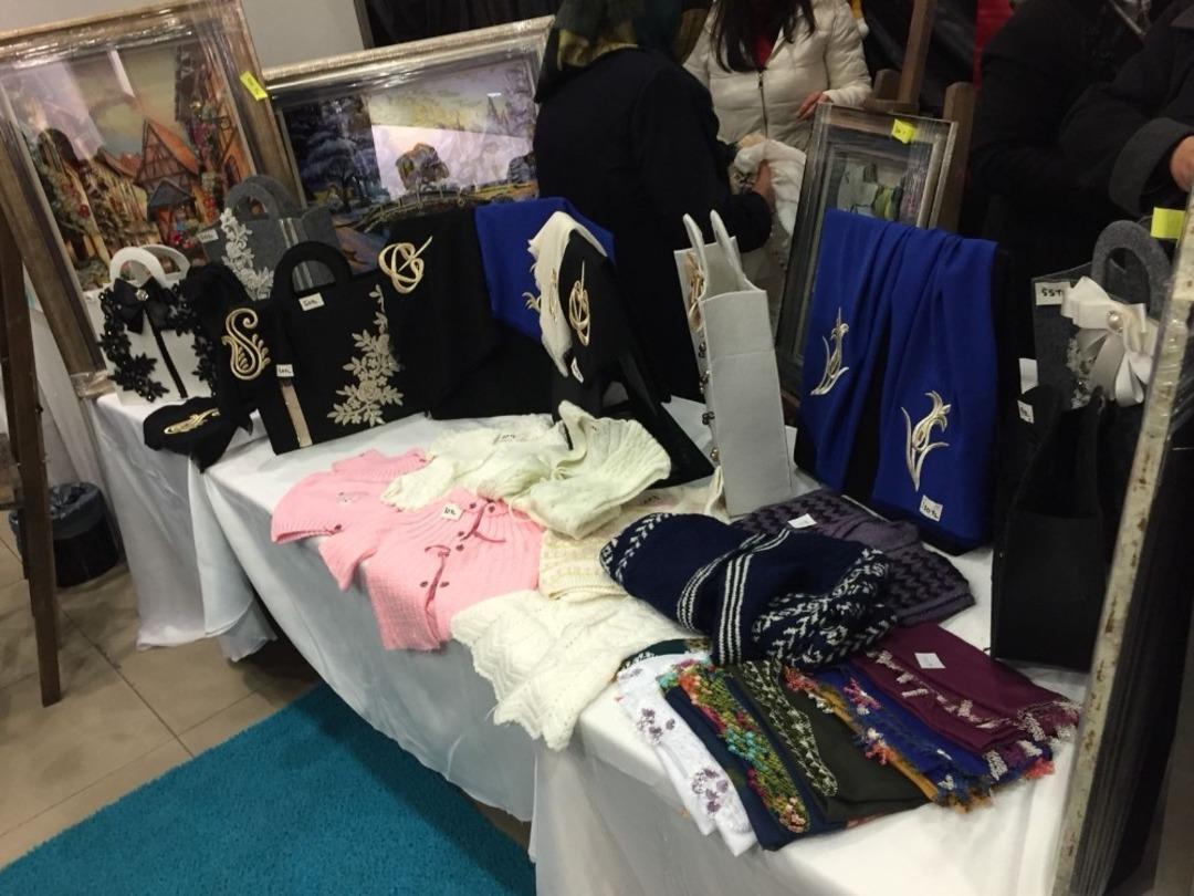 Mel-Mek kurs &ouml;ğrencilerin &uuml;r&uuml;nleri kermeste