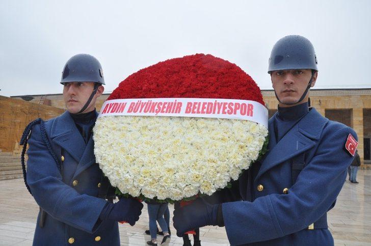 Aydın’ın Sultanları Anıtkabir’i ziyaret etti G3