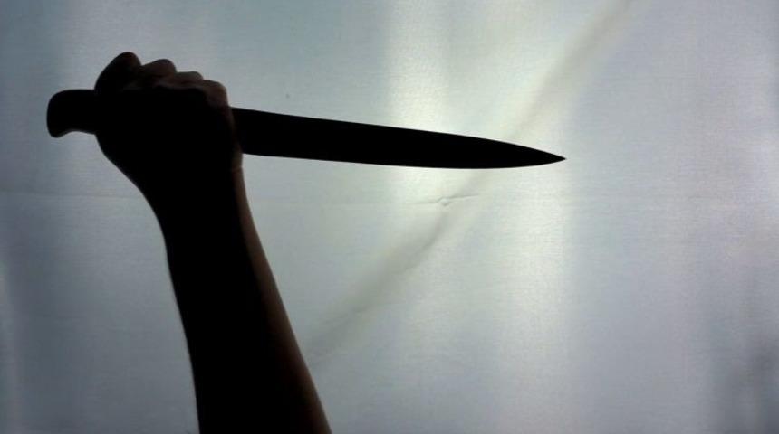 Markette korkunç olay! Kıskandı, 44 yerinden bıçakladı