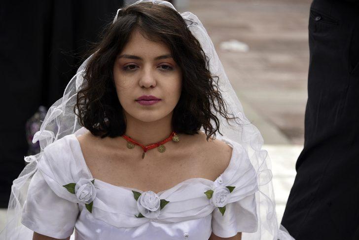 Kadına yönelik şiddete dikkat çekmek için eksi 2 derecede... G2