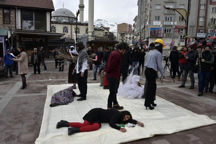 Kadına yönelik şiddete dikkat çekmek için eksi 2 derecede... G4