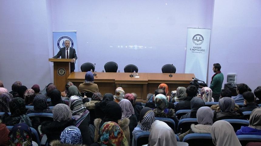 İlahiyat Fak&uuml;ltesinde Yemen Konferansı