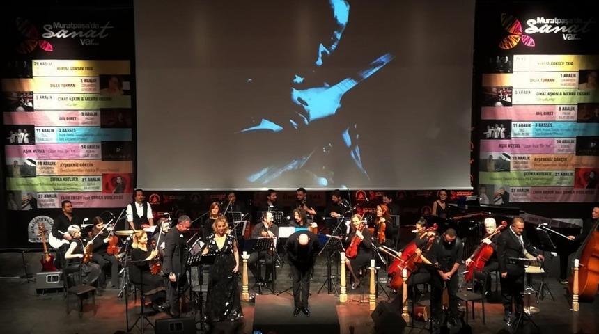 Aşık Veysel&rsquo;in hayatı ve felsefesi senfonik ve yerel tarzda g&ouml;rsel sahne sanatlarıyla anlatıldı