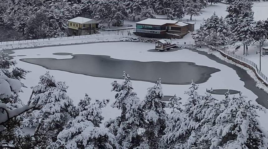 Tokat’ta kar, kartpostallık görüntüler oluşturdu
