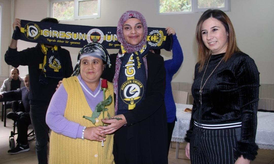Giresun &Uuml;niversitesi Gen&ccedil; Fenerbah&ccedil;eliler Grubu&rsquo;ndan anlamlı ziyaret