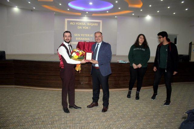 Kardelen Kolejinde ’Acı Yoksa Başarı Yok’ semineri düzenlendi