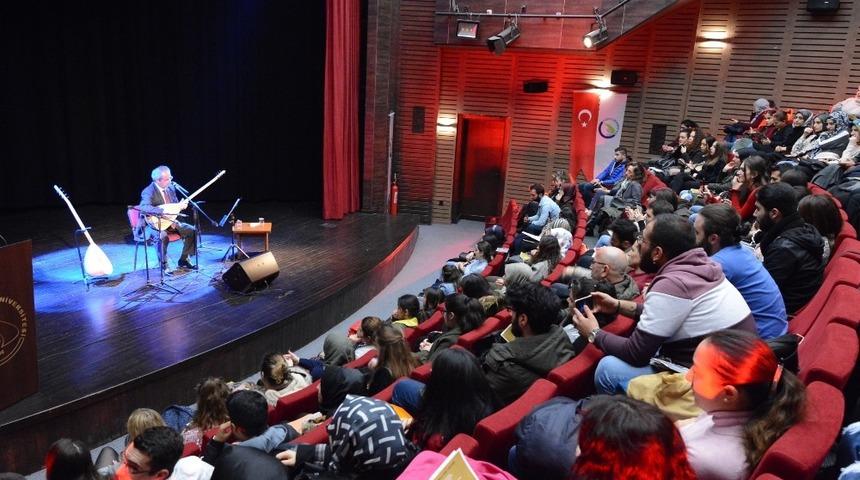 Bağlama ile y&ouml;resel T&uuml;rklerimiz konseri ilgi g&ouml;rd&uuml;