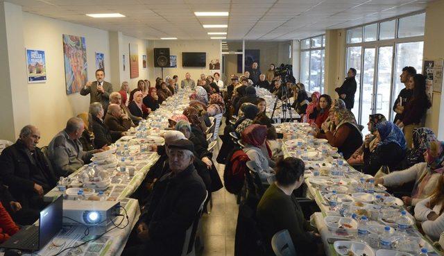 Dt. Ahmet Ataç, bilgilendirme toplantılarını sürdürüyor