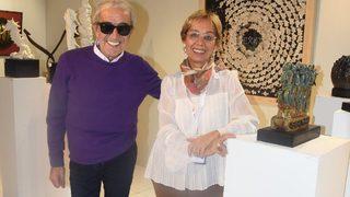 Edip Akbayram'dan eşine destek 