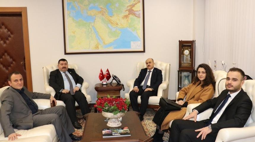 HUDER y&ouml;netiminden valiye ziyaret