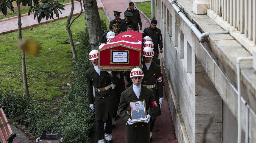 Şehit &uuml;steğmen&nbsp;son yolculuğuna uğurlandı