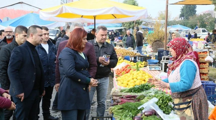 Başkan &Ccedil;er&ccedil;ioğlu Efeler&rsquo;de pazarları ziyaret etti