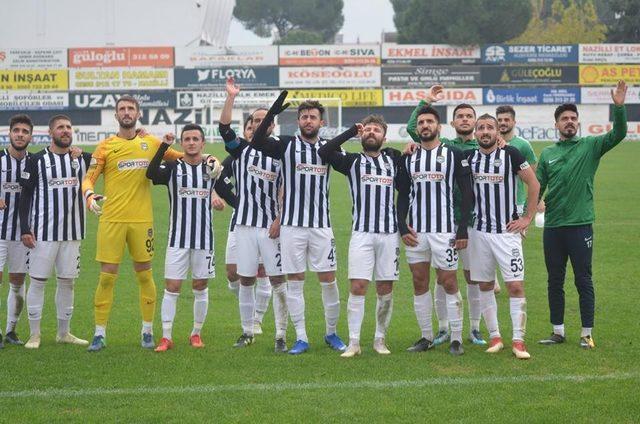 Nazilli Belediyespor ilk yarıyı 3 puanla kapattı