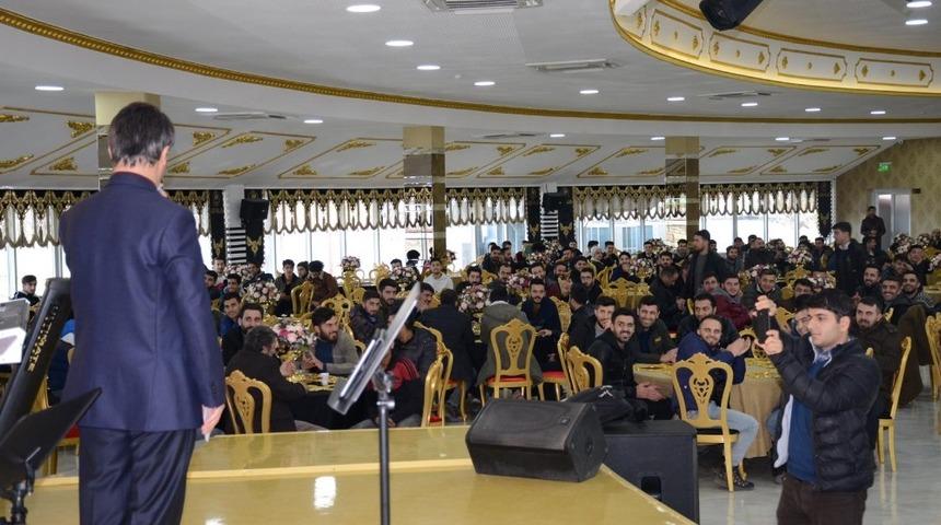 AK Gen&ccedil;lik geleneksel futbol turnuvası d&uuml;zenliyor