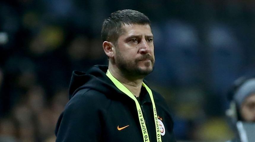 Galatasaray'da protesto s&uuml;r&uuml;yor