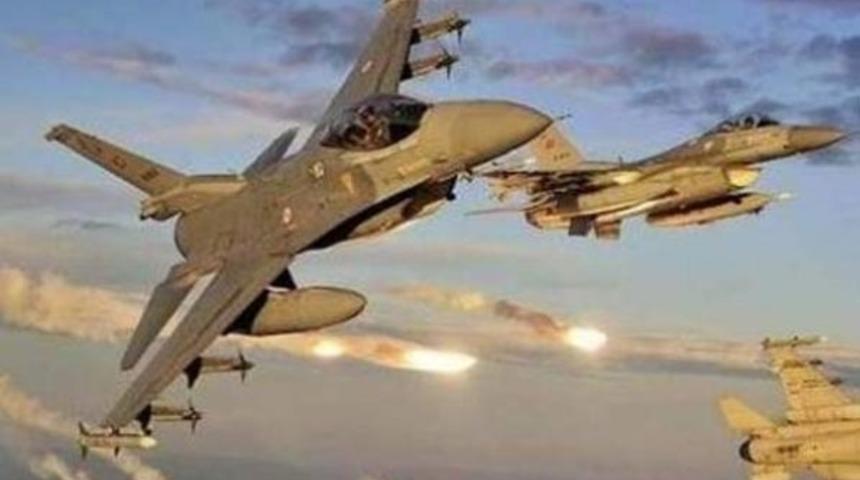 Kuzey Irak'ta 13 terörist etkisiz hale getirildi