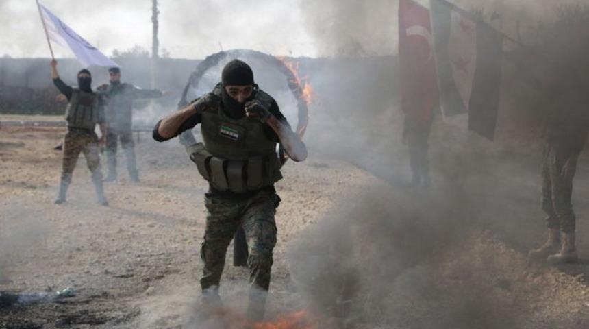 Reuters dünyaya duyurdu: 15 bin savaşçıyla hazırız