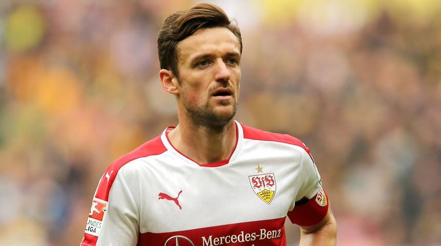 Christian Gentner'in babası trib&uuml;nde fenalaşarak hayatını kaybetti!