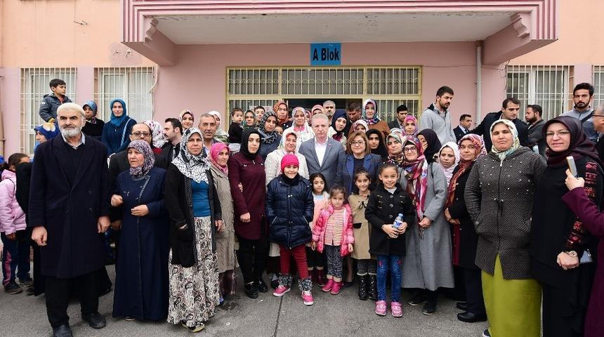 Vali Gül, hafta sonunda velileri dinledi