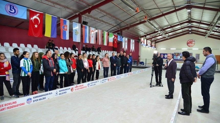 Kadın sporcular boccenin merkezinde buluştu